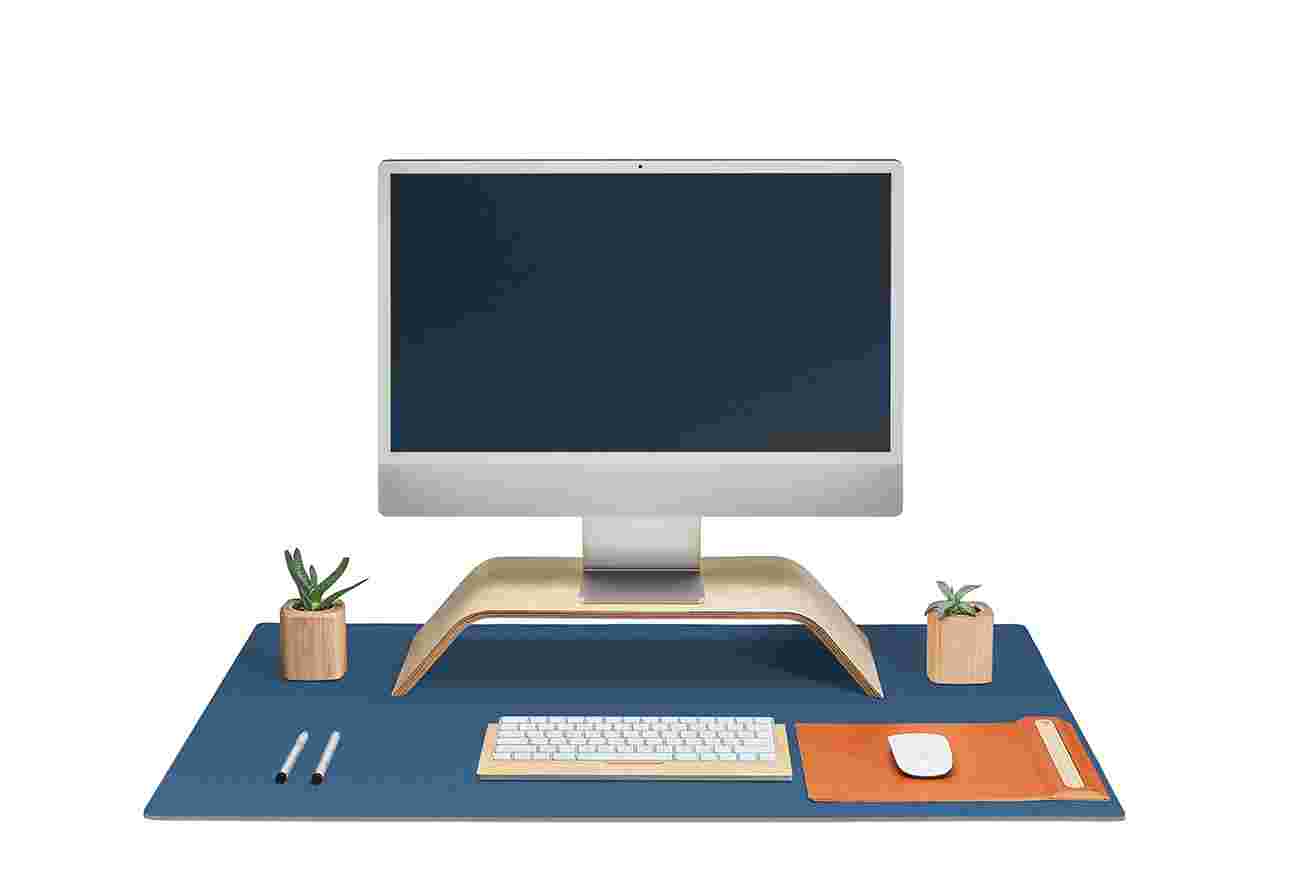 Matte Desk Pad (Large / Navy)