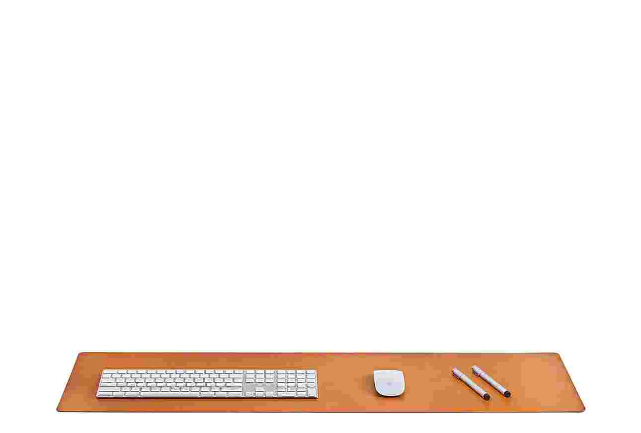 Leather Desk Pad (Medium / Tan)