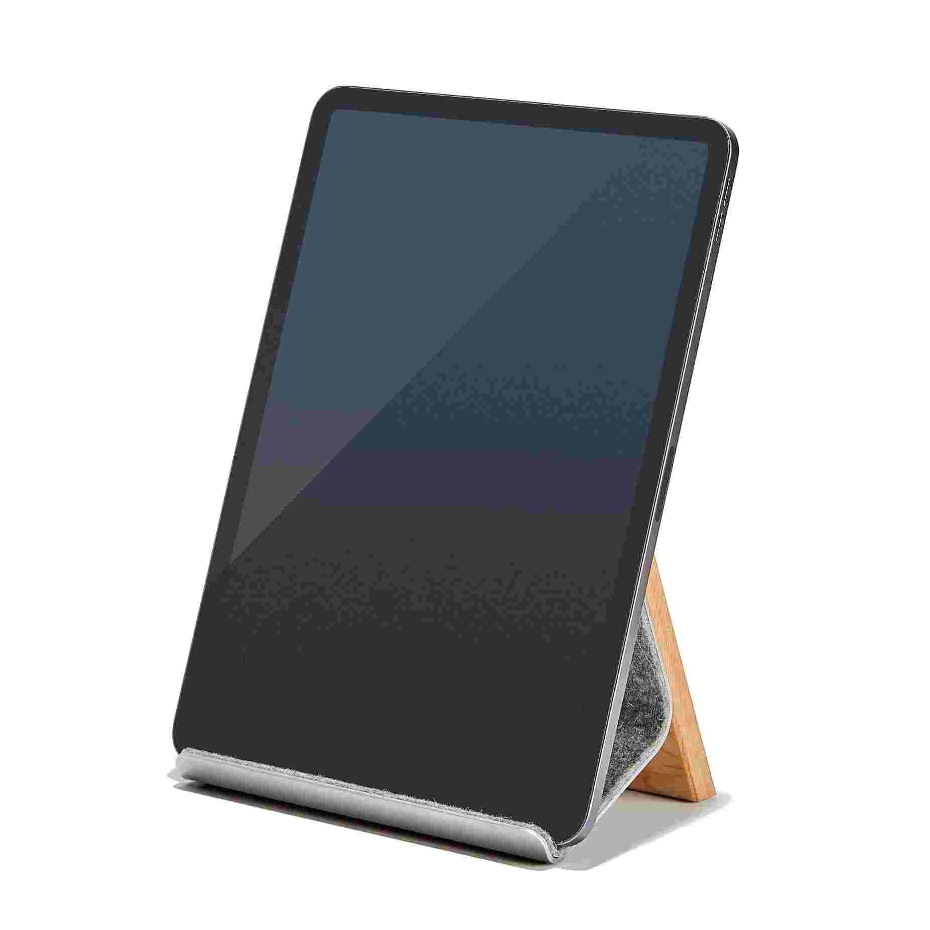 Maple iPad Stand