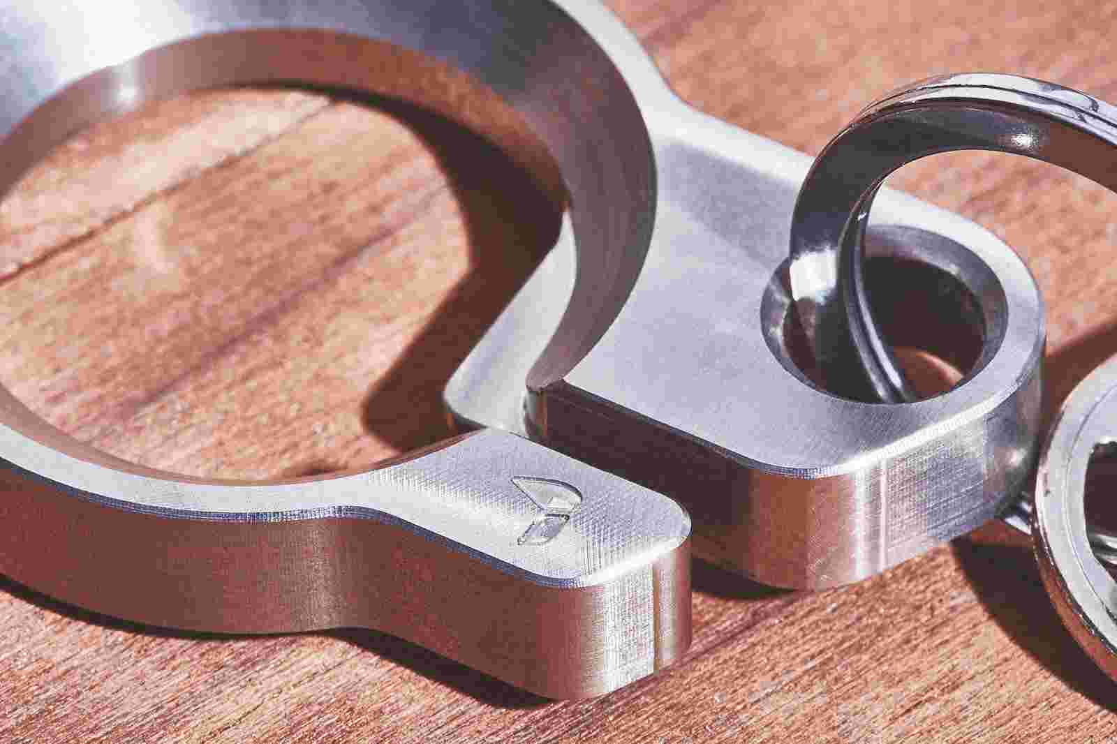 Close up detail of machining marks on the Grovemade Titanium Key Ring.