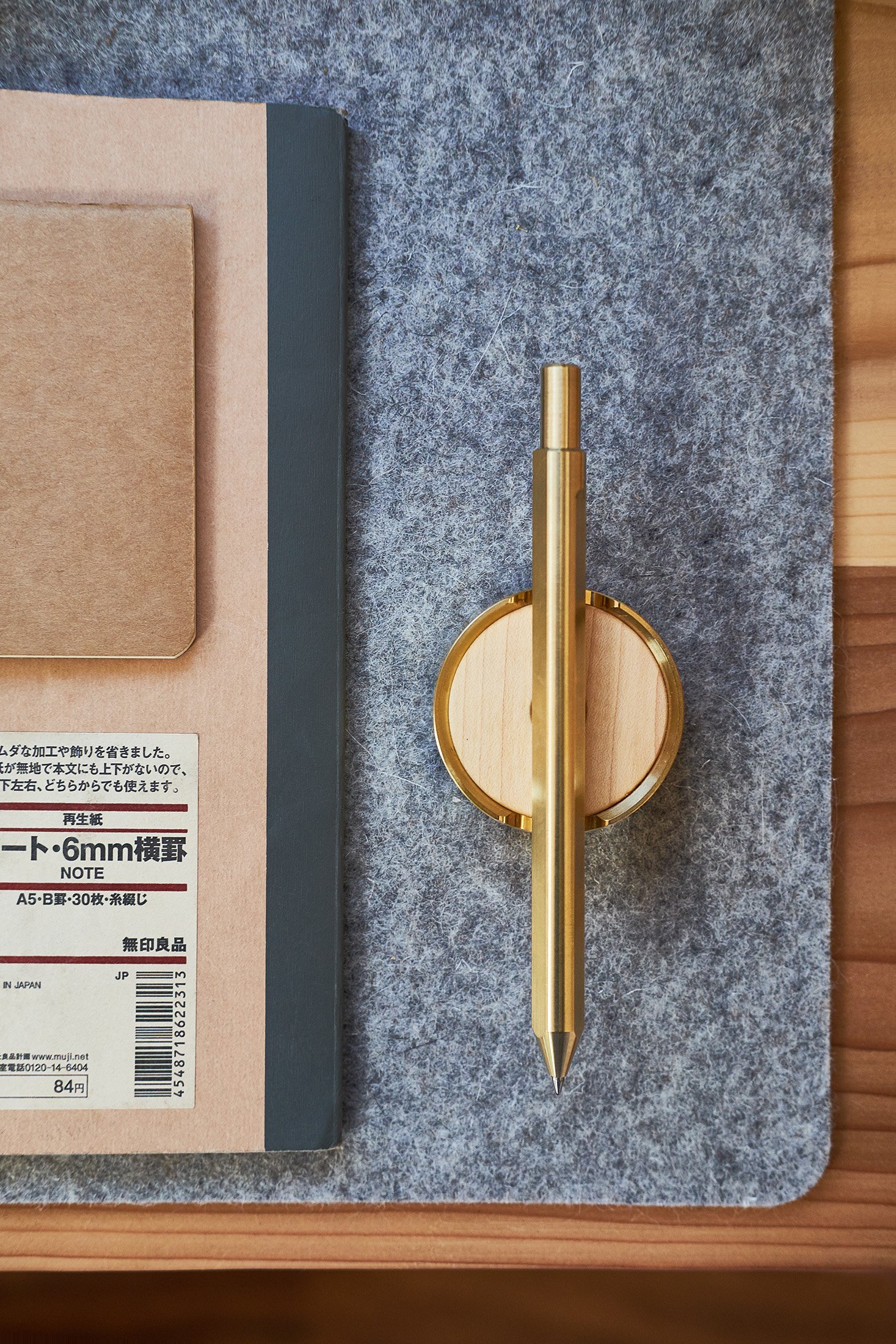 Pen & Pen Stand Lookbook | Grovemade